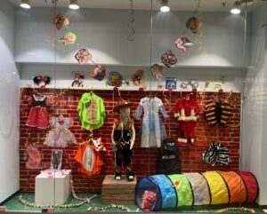 Schaufensterdekoration Karneval